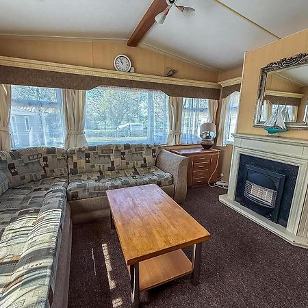 Superb Caravan By The Seaside In Kessingland, Suffolk Ref 90040Sg Benacre ภายนอก รูปภาพ