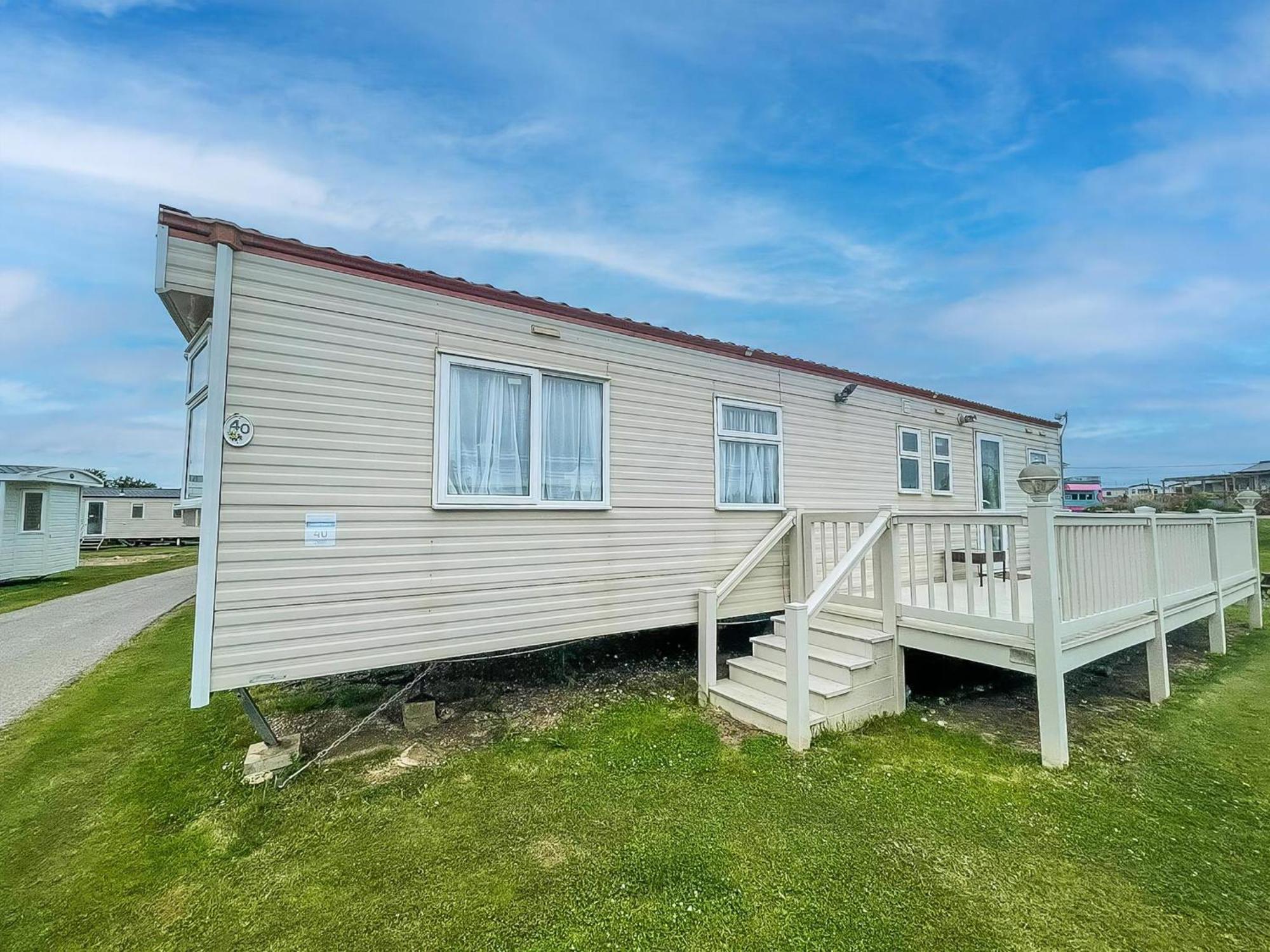 Superb Caravan By The Seaside In Kessingland, Suffolk Ref 90040Sg Benacre ภายนอก รูปภาพ