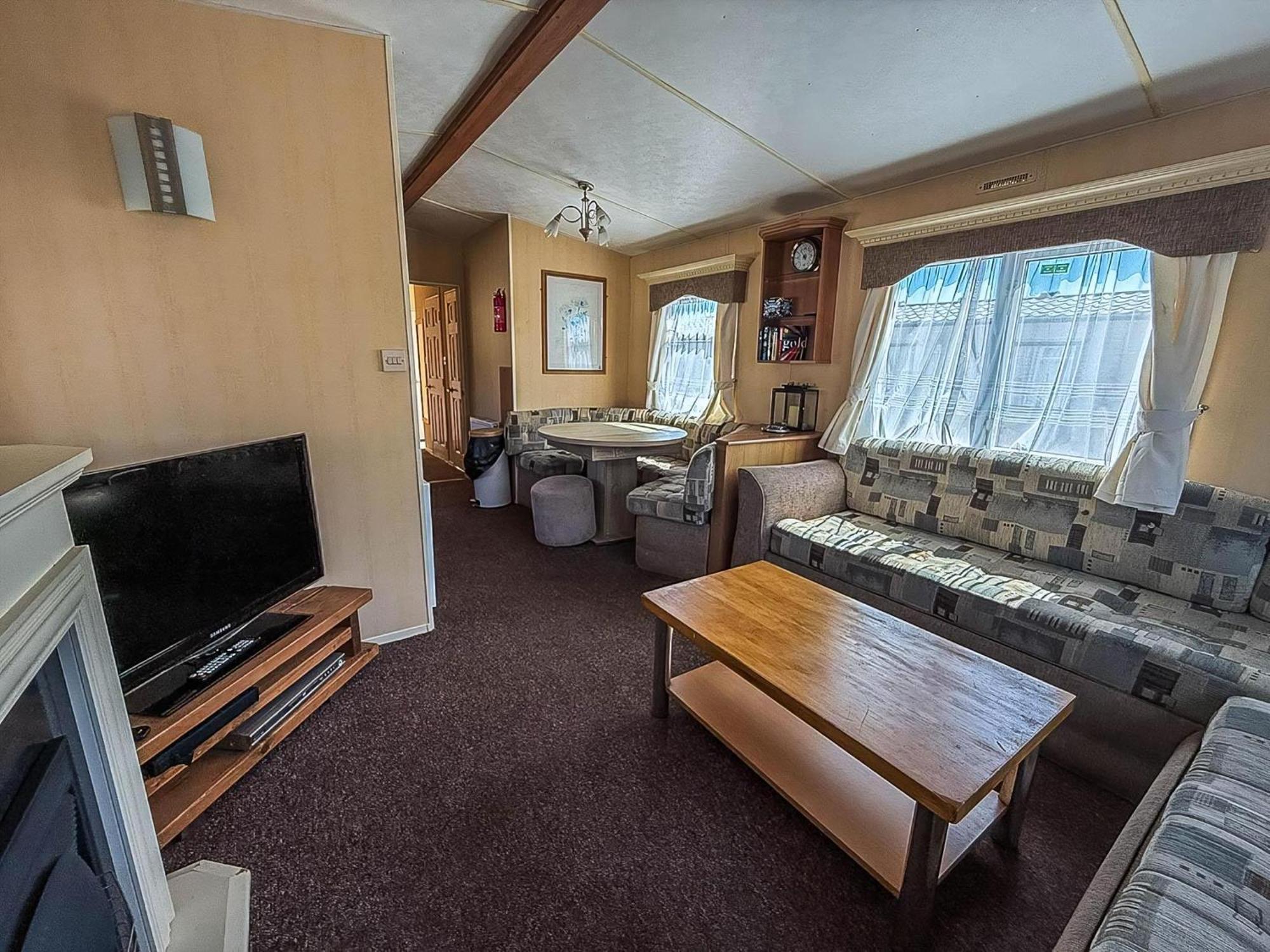 Superb Caravan By The Seaside In Kessingland, Suffolk Ref 90040Sg Benacre ภายนอก รูปภาพ