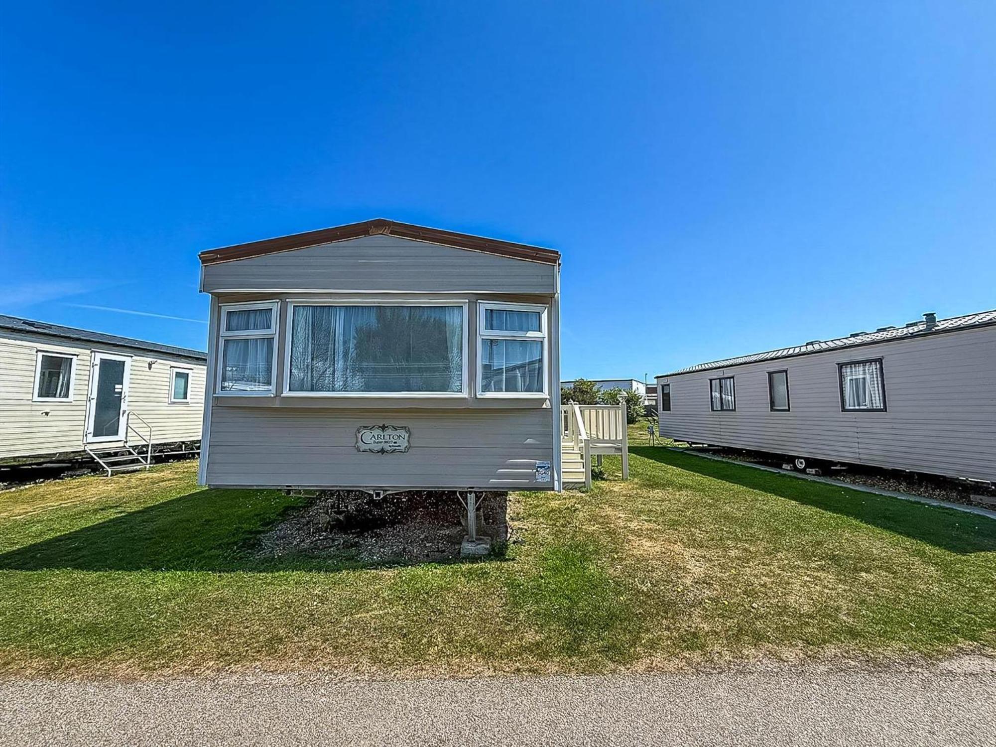 Superb Caravan By The Seaside In Kessingland, Suffolk Ref 90040Sg Benacre ภายนอก รูปภาพ